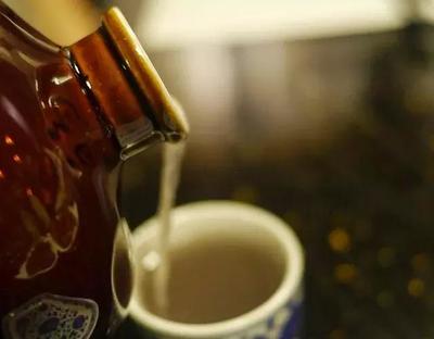 盘点那些令人大开眼界的奇葩温酒器